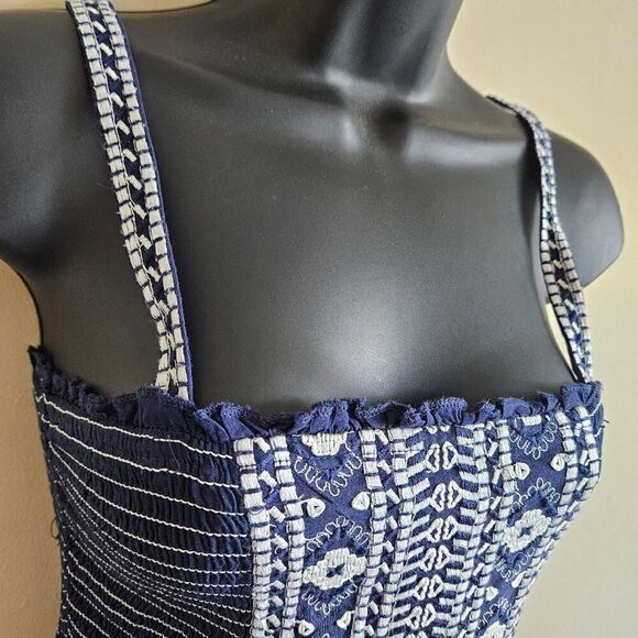 NWT Luna Skies Smocked Embroidered Top - Picture 4 of 8